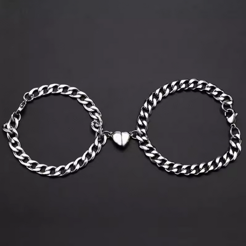 Amore Magnetic Heart Bracelet